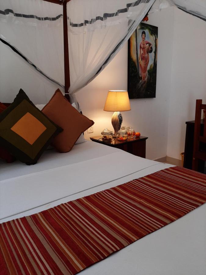 Hotel Chanara Sigiriya Bagian luar foto