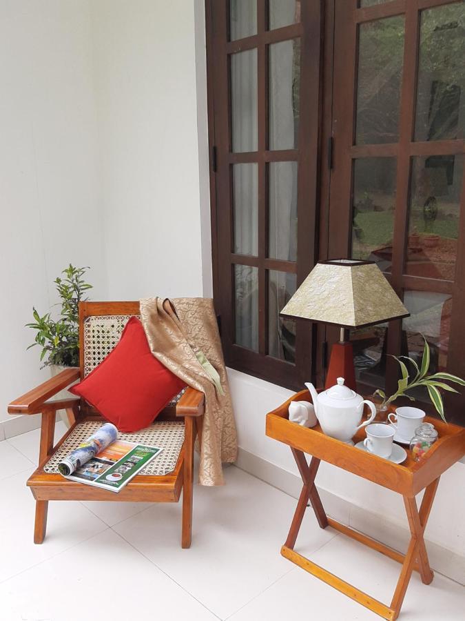 Hotel Chanara Sigiriya Bagian luar foto